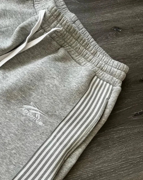 Archive baggy bottoms grey